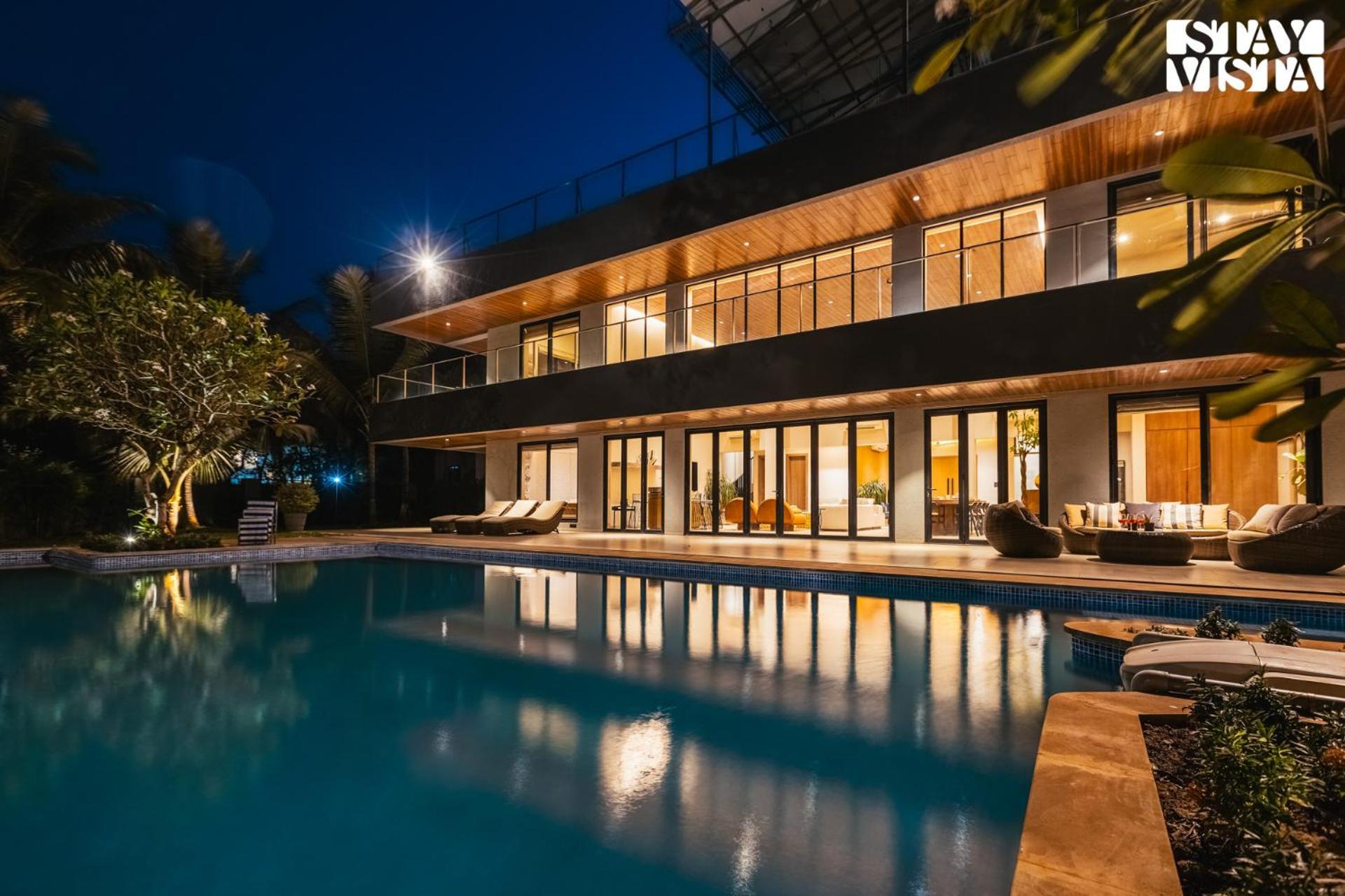 Reflection House By Stayvista With Pool, Terrace Bar, Indoor Games & Exquisite Interiors In A Nutshell Alībāg Exterior photo